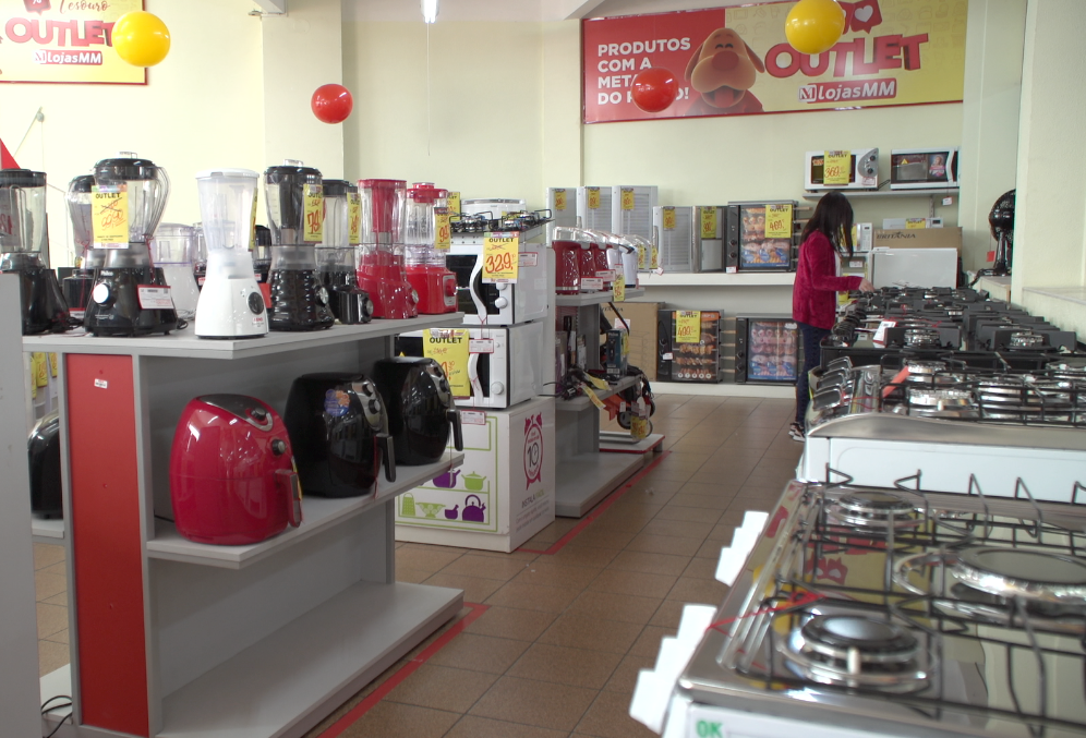 Foto 1 / Parceria: Lojas MM e Fleming inauguram novas unidades